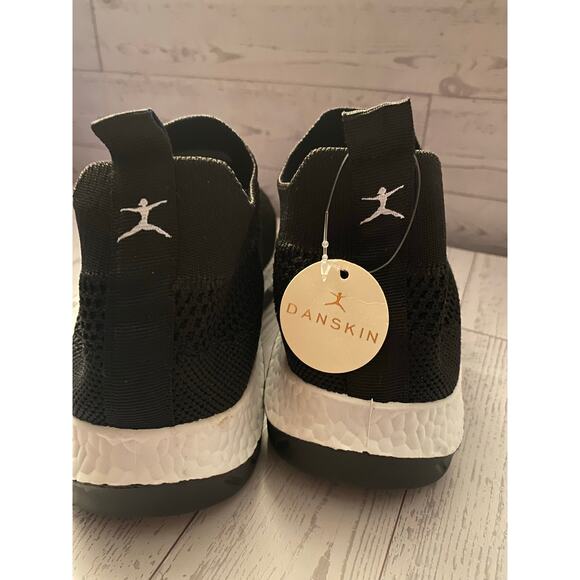 Danskin Cheerful Black Slip-On Knit Sneakers Women’s 7.5 Lightweight - Picture 6 of 6